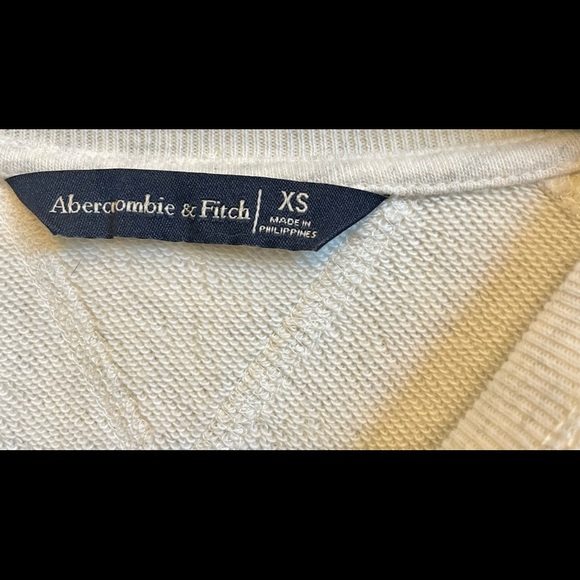 Abercrombie long sleeve crop women’s sweatshirt - Picture 4 of 4